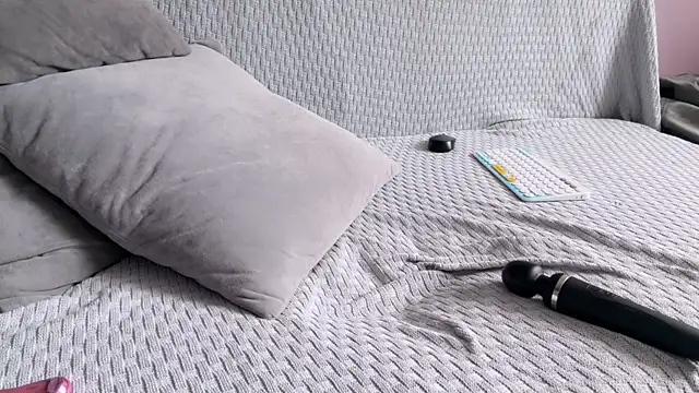 alice_mooniie webcam