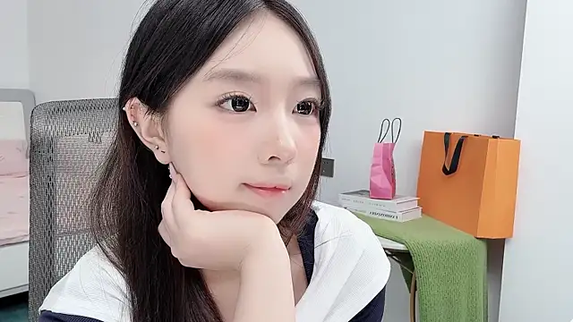 Yoyo33355 webcam