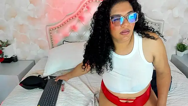 Elizabeth_Woodsl webcam