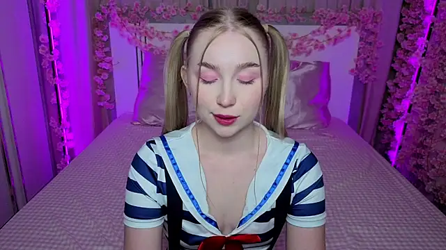 LilyStarlight webcam