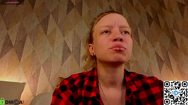 Michelle_Blond webcam