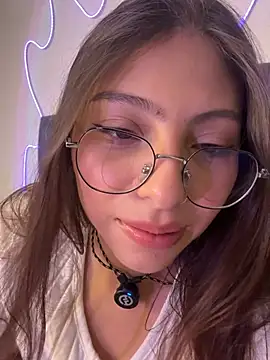 D-Bunnyyy webcam
