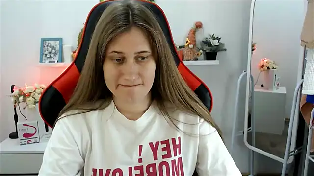 Lucky_Lana webcam