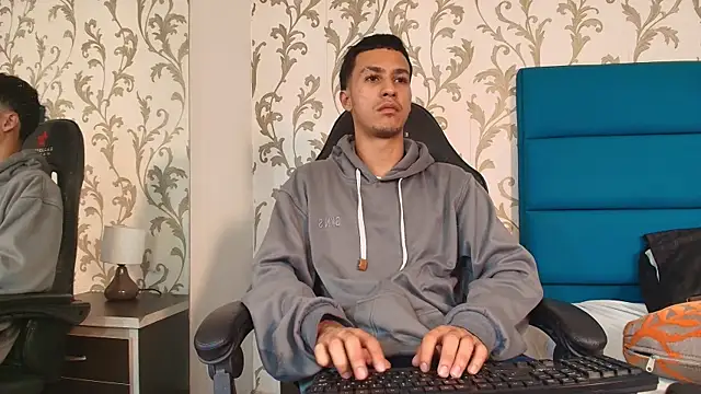 Marcus_Jeron webcam