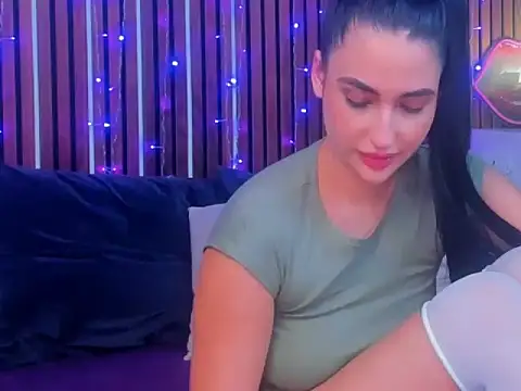 CamillaParis25 webcam