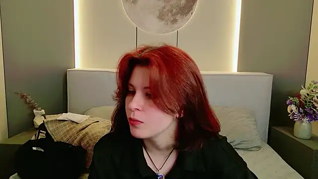 Milana_Bold webcam