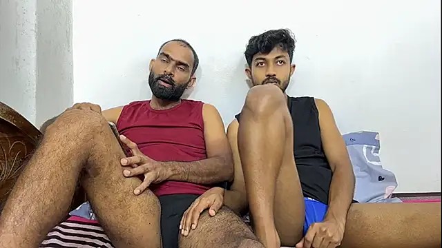 DesiDaddyandSon webcam