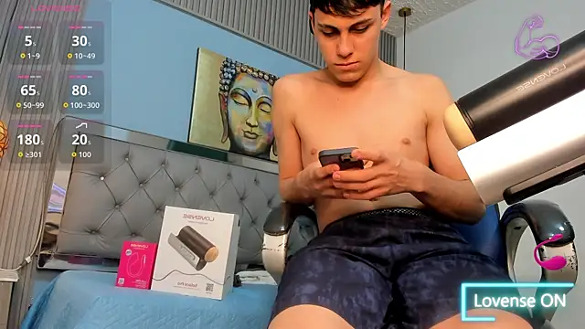 Ethanx18_ webcam