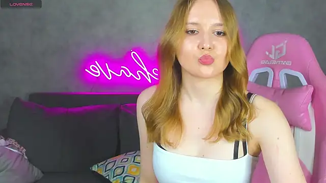 Emmaa_Kimm webcam