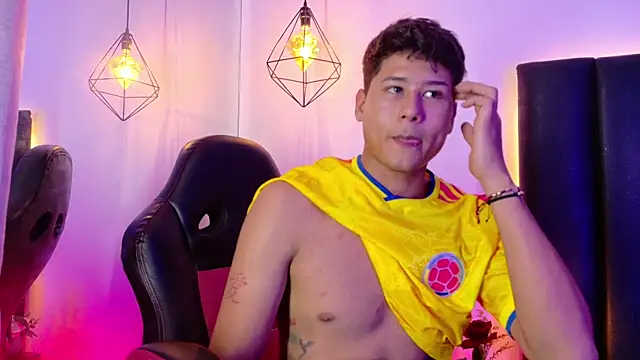 Rayden_Boy webcam