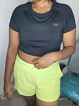 I_am_amisha webcam