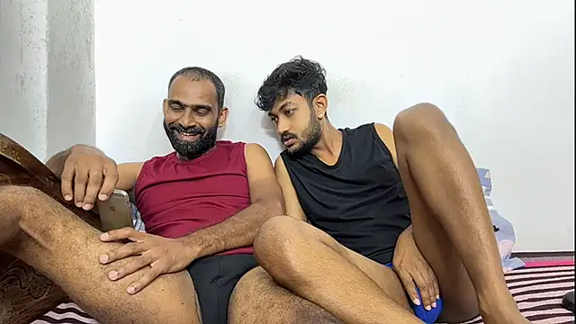 DesiDaddyandSon webcam