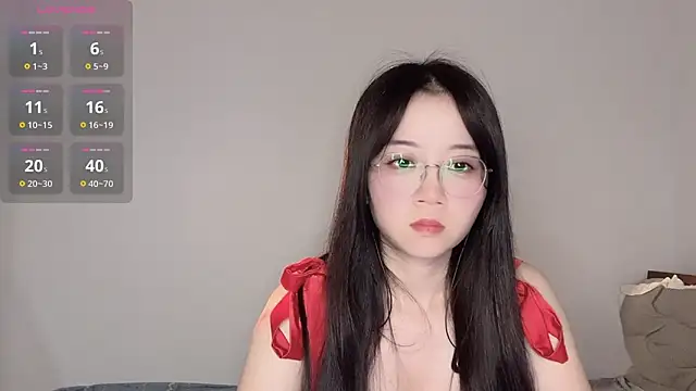 77-Vicky webcam