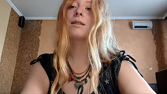 KateVibe_01 webcam