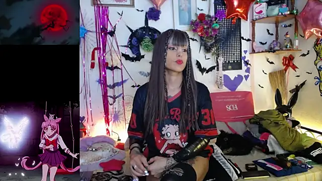 purplekattlyn live cam on StripChat