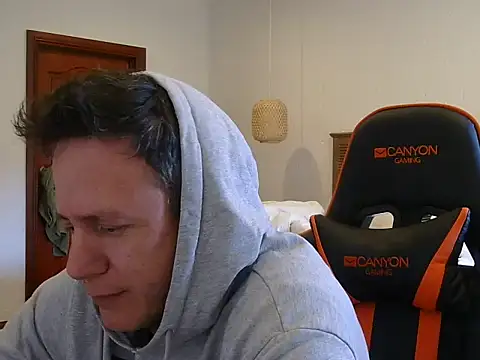TroyDieselXXX webcam