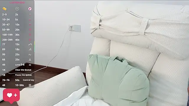 peachy_kiss webcam