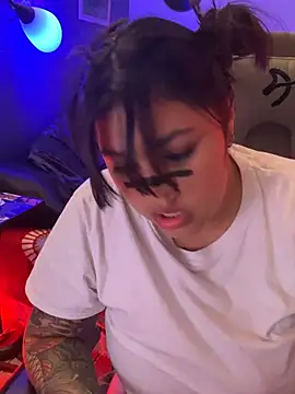 miacanela_xo's live room