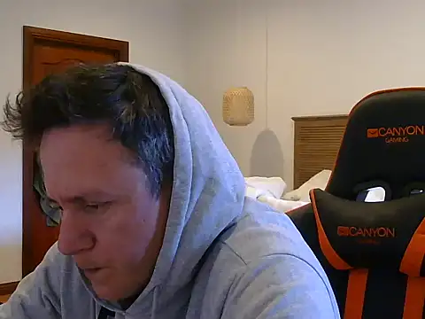 TroyDieselXXX webcam