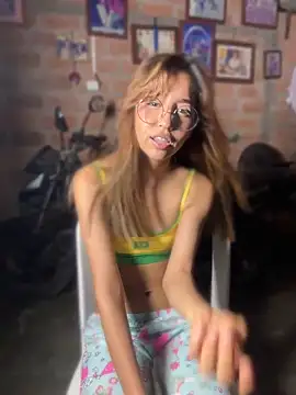 coraline_Ro webcam