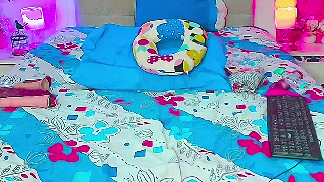 Kendralove31xxx webcam