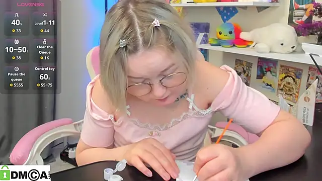 Sara_Robinson webcam