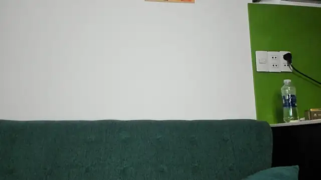 ReddHotPipper webcam