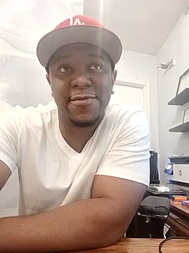 MrHandsome87 webcam