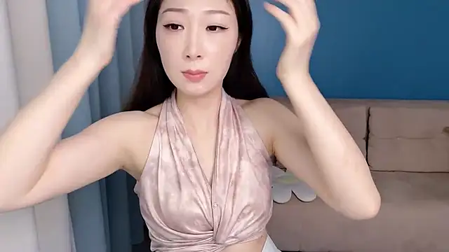 ella55-- webcam