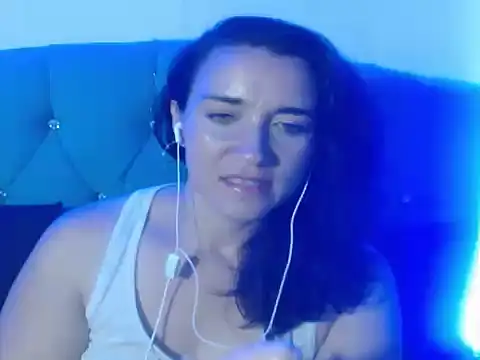 Alice_Jovovich69 webcam