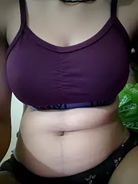 Cute-Nitya_21 webcam
