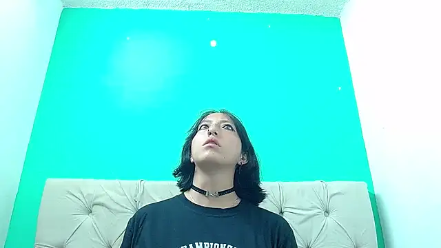 amoremerchmar webcam
