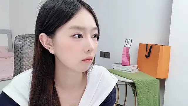 Yoyo33355 webcam