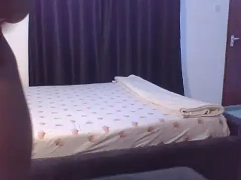 Miss_peachy webcam