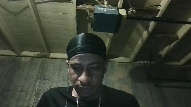 Leo99842 webcam