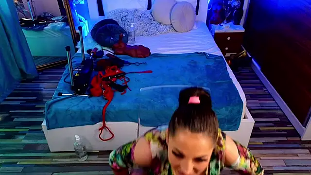Glamorous_Kay webcam