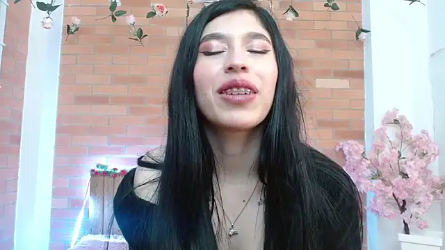adriscute webcam