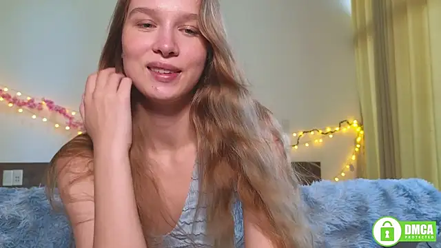 Adorielle webcam