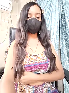 Parinaaz18 live cam