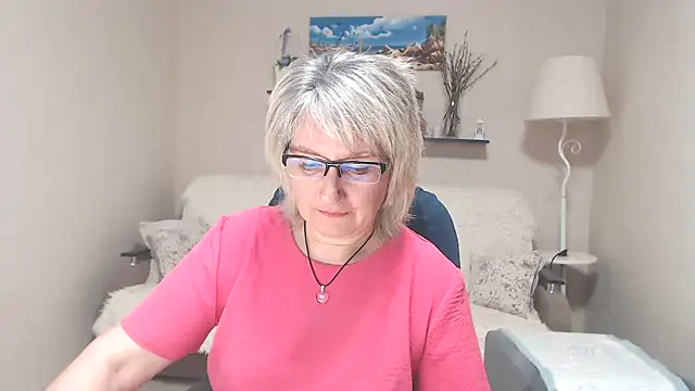 FleurMays webcam
