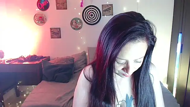 Katicalatinmilf webcam
