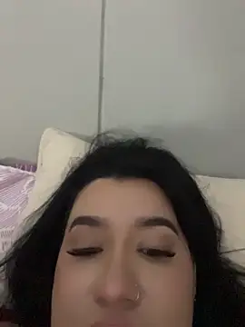Aliciawhitee webcam