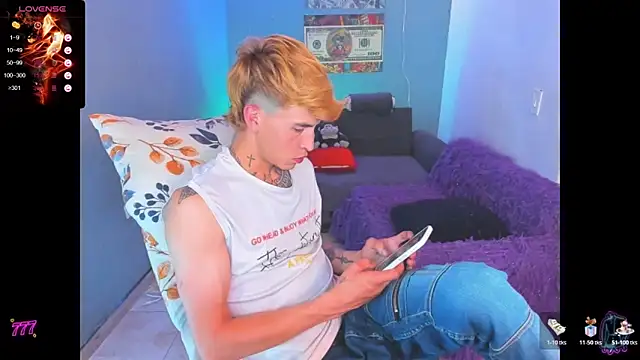 Latin_boysxxxx live cam