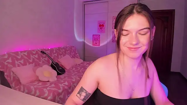 luna_lust_212 webcam