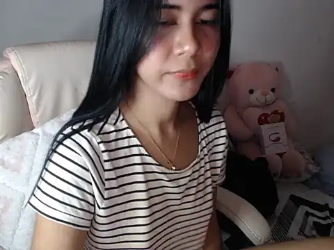 TransPetite1 live sex cam
