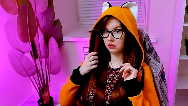 CarolGiggly webcam