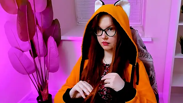 CarolGiggly webcam