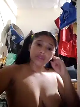 Nati_linda webcam