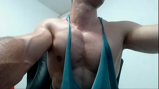 _707_bigcock live cam