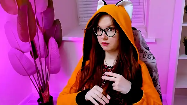 CarolGiggly webcam